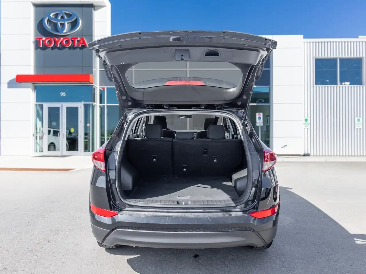 Hyundai TUCSON снимка Hyundai TUCSON