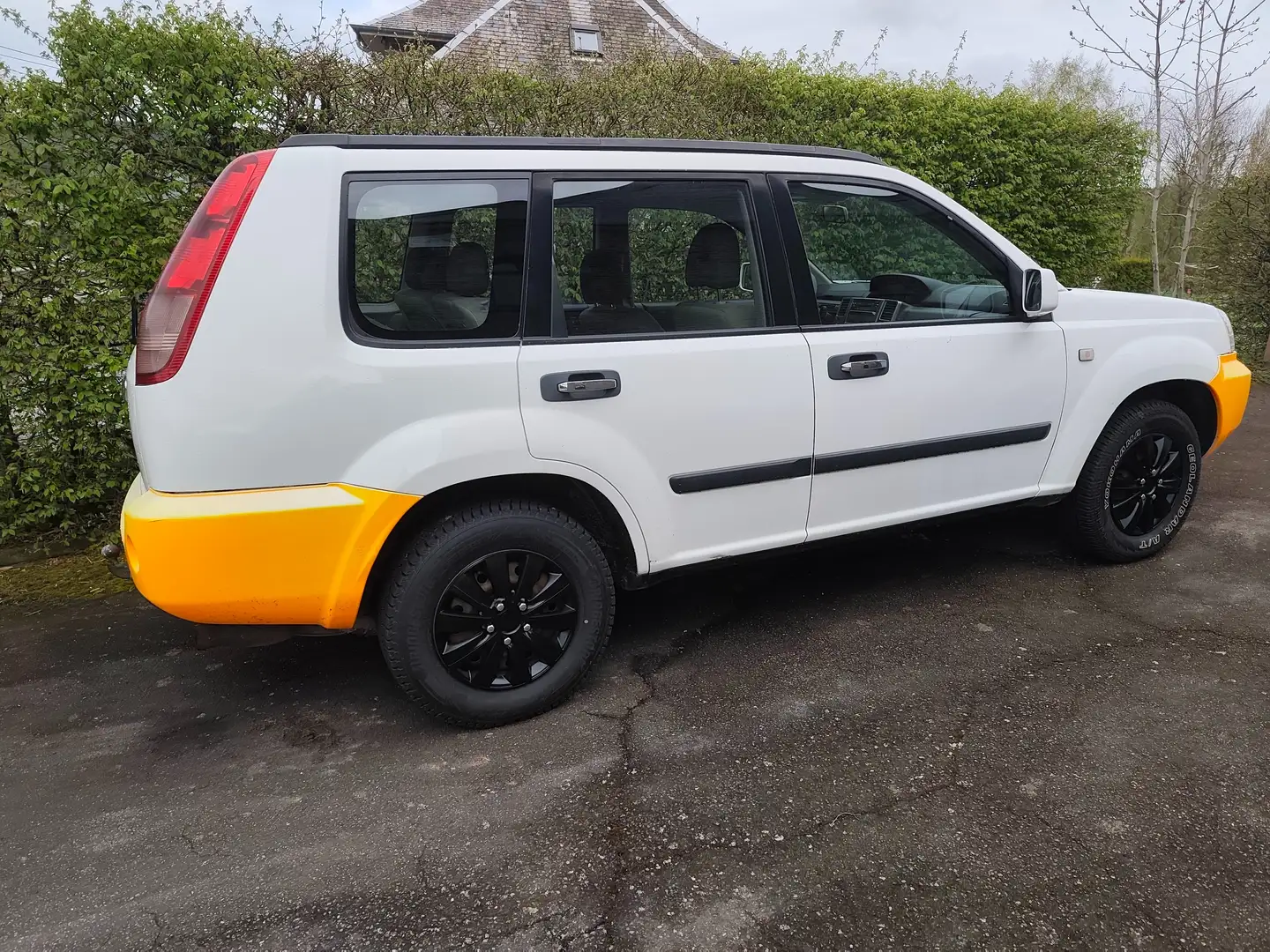 Nissan X-Trail 2.2 dCi Comfort 4x4 Alb - 2
