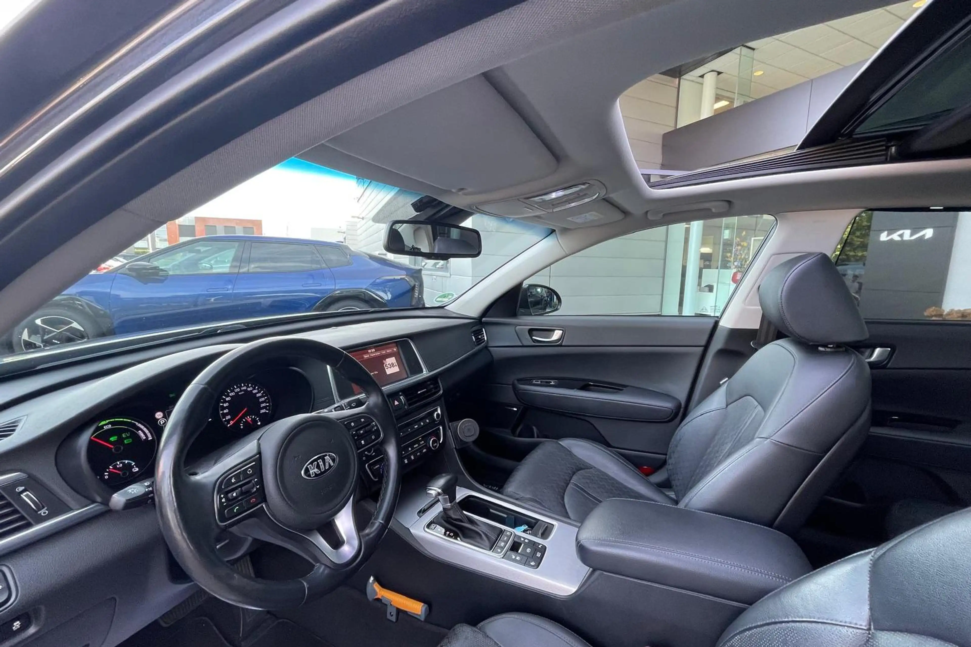 Kia Optima 2.0 GDI PHEV Business ExecutiveLine | Binnenkort b — photo 9