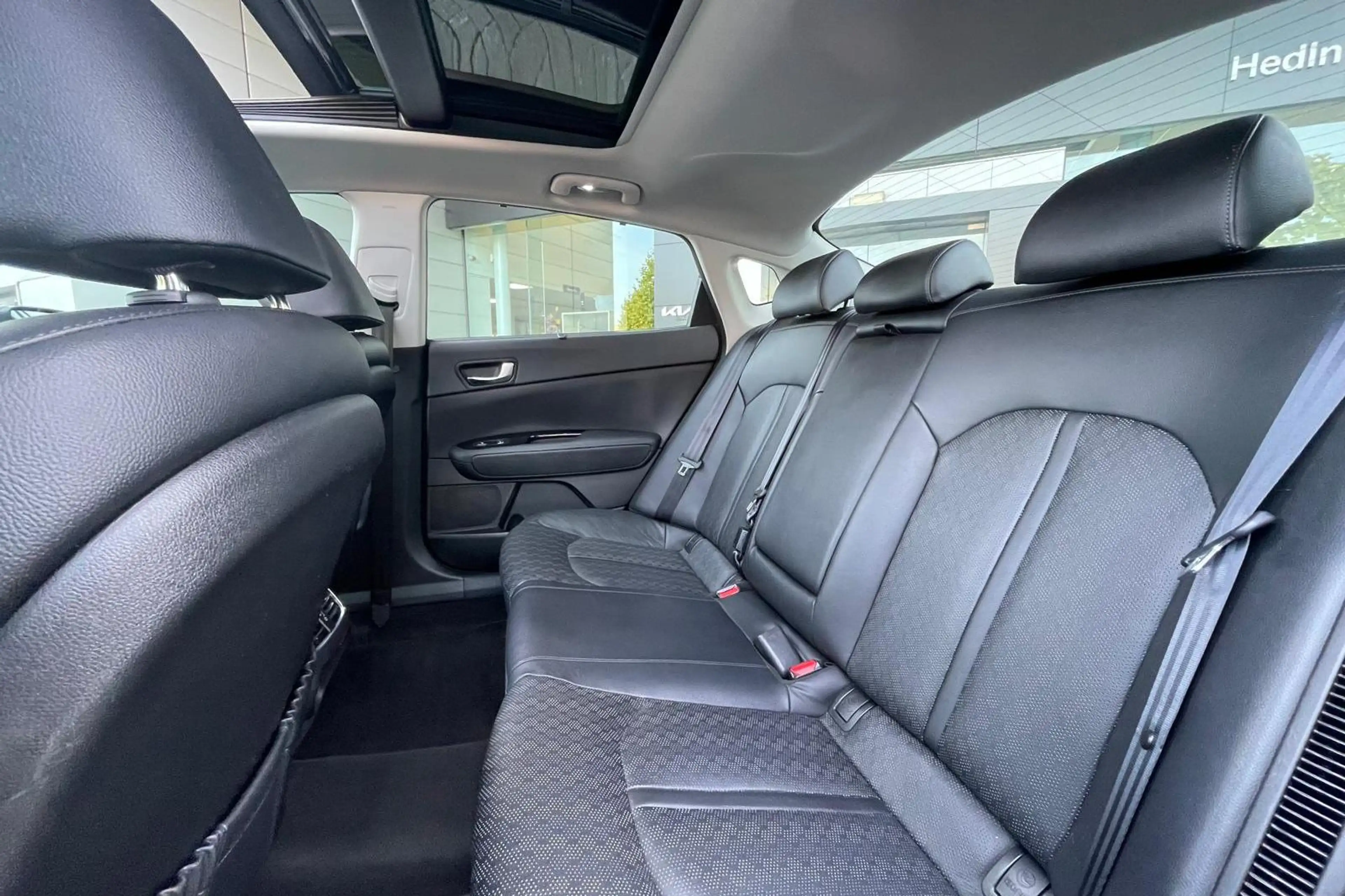 Kia Optima 2.0 GDI PHEV Business ExecutiveLine | Binnenkort b — photo 10