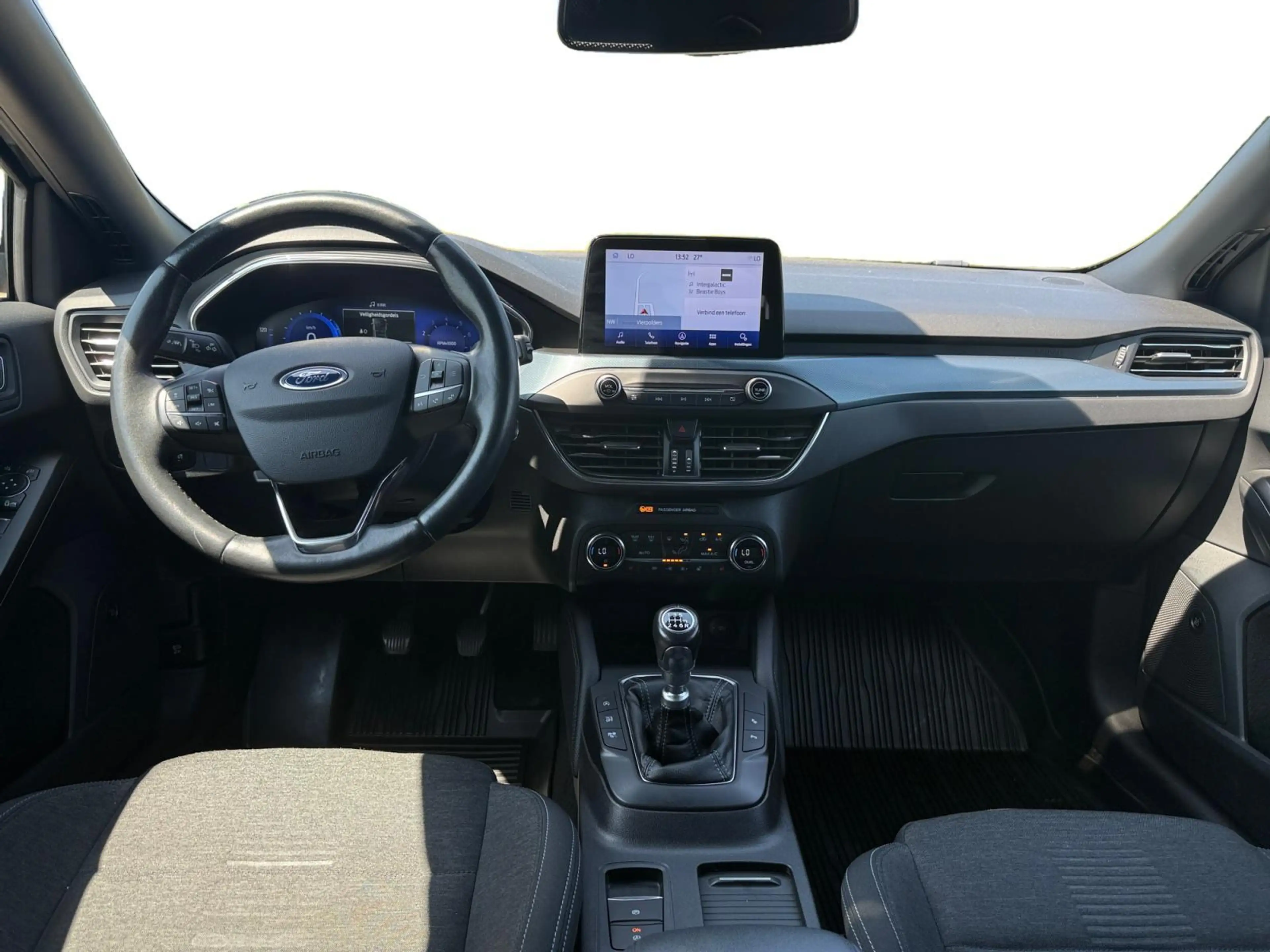 Ford Focus 1.0 EcoBoost Hybrid Active X 125PK Handgeschakeld — photo 12