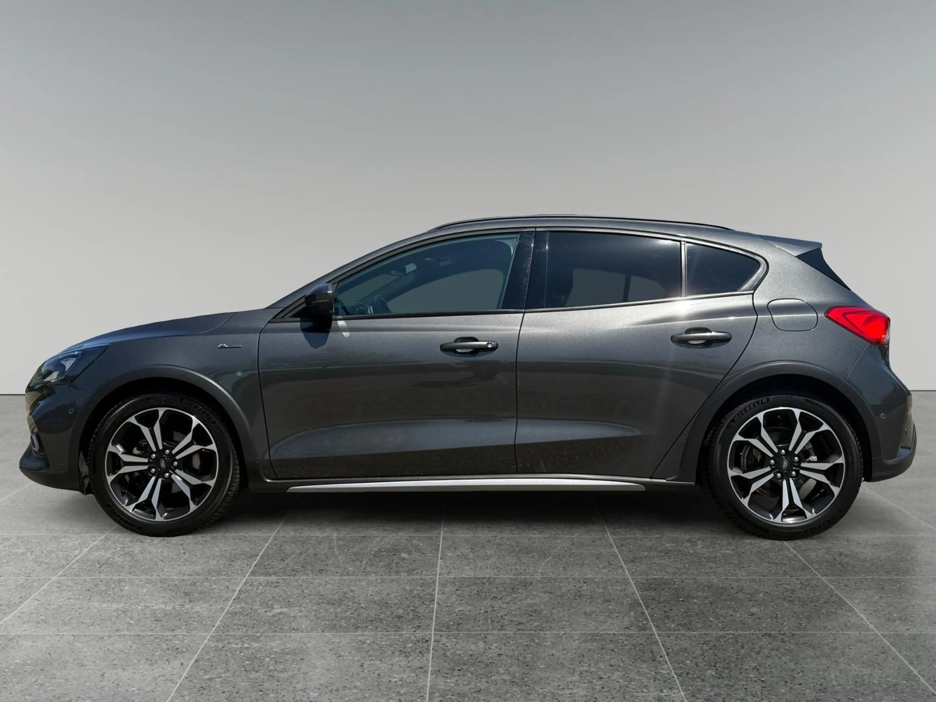 Ford Focus 1.0 EcoBoost Hybrid Active X 125PK Handgeschakeld — photo 4