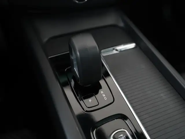 Volvo XC60 view 12