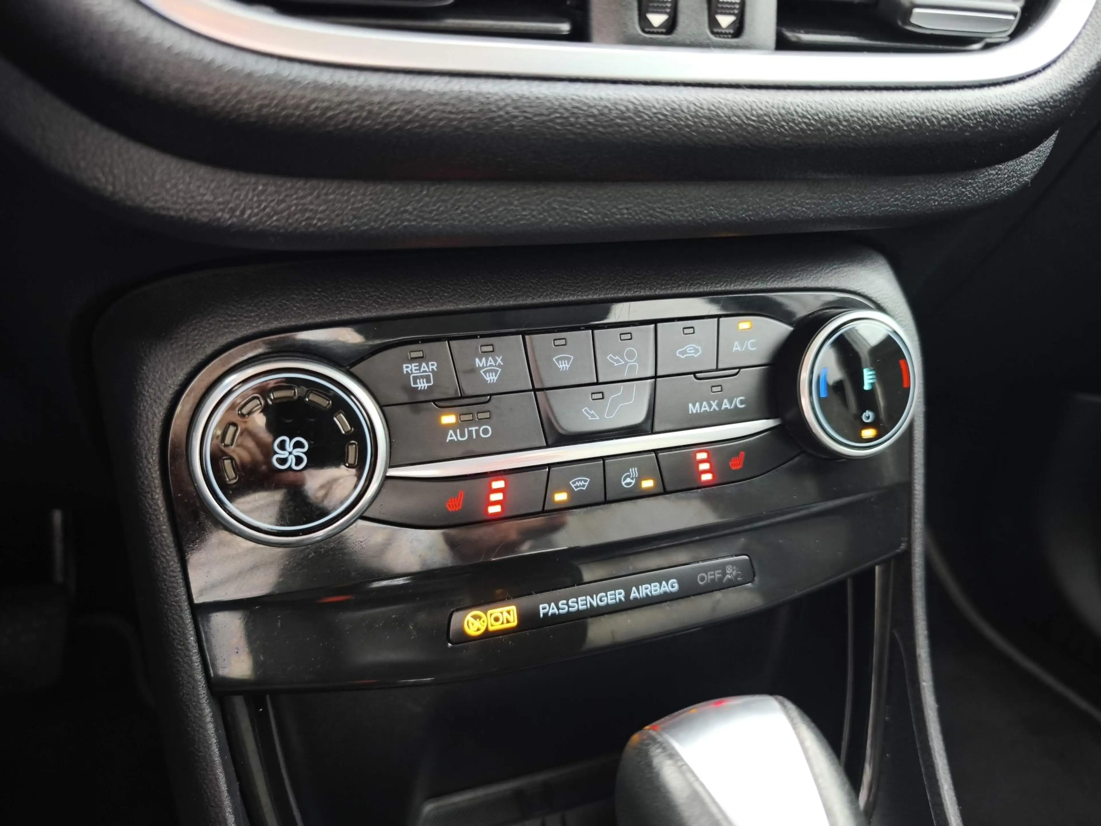 Ford Puma 1.0 EcoBoost Titanium X — photo 6