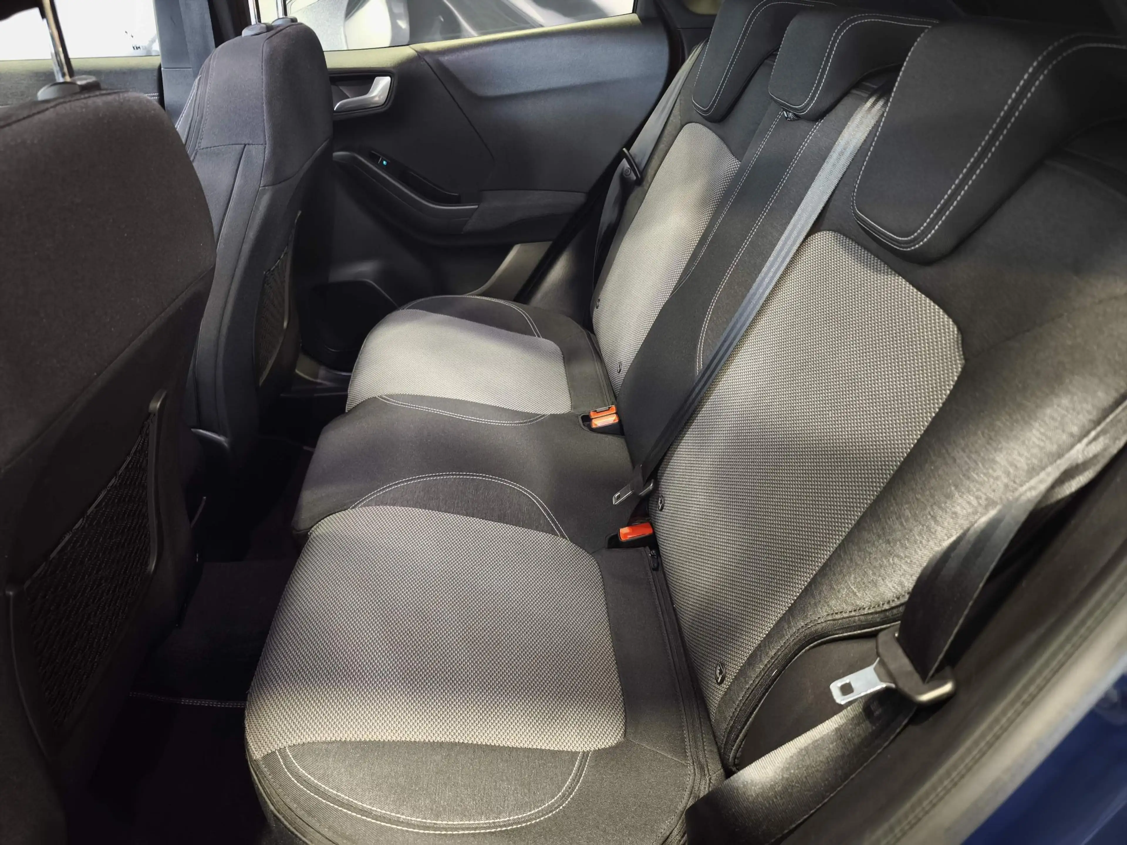 Ford Puma 1.0 EcoBoost Titanium X — photo 5