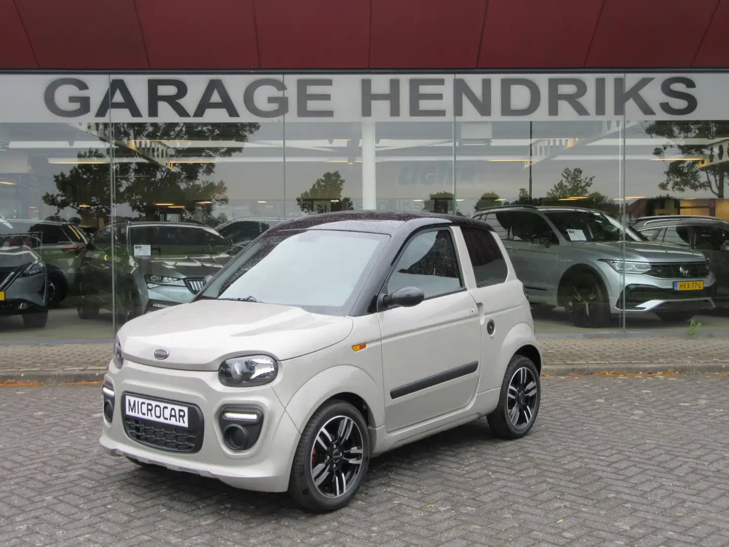 Microcar M.Go Brommobiel MUST SUN DCI, AIRCO,STUURBEKRACHTIGING Bej - 1