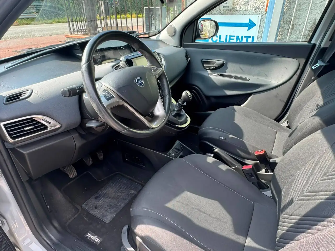 Lancia Ypsilon 2021 — фото 7