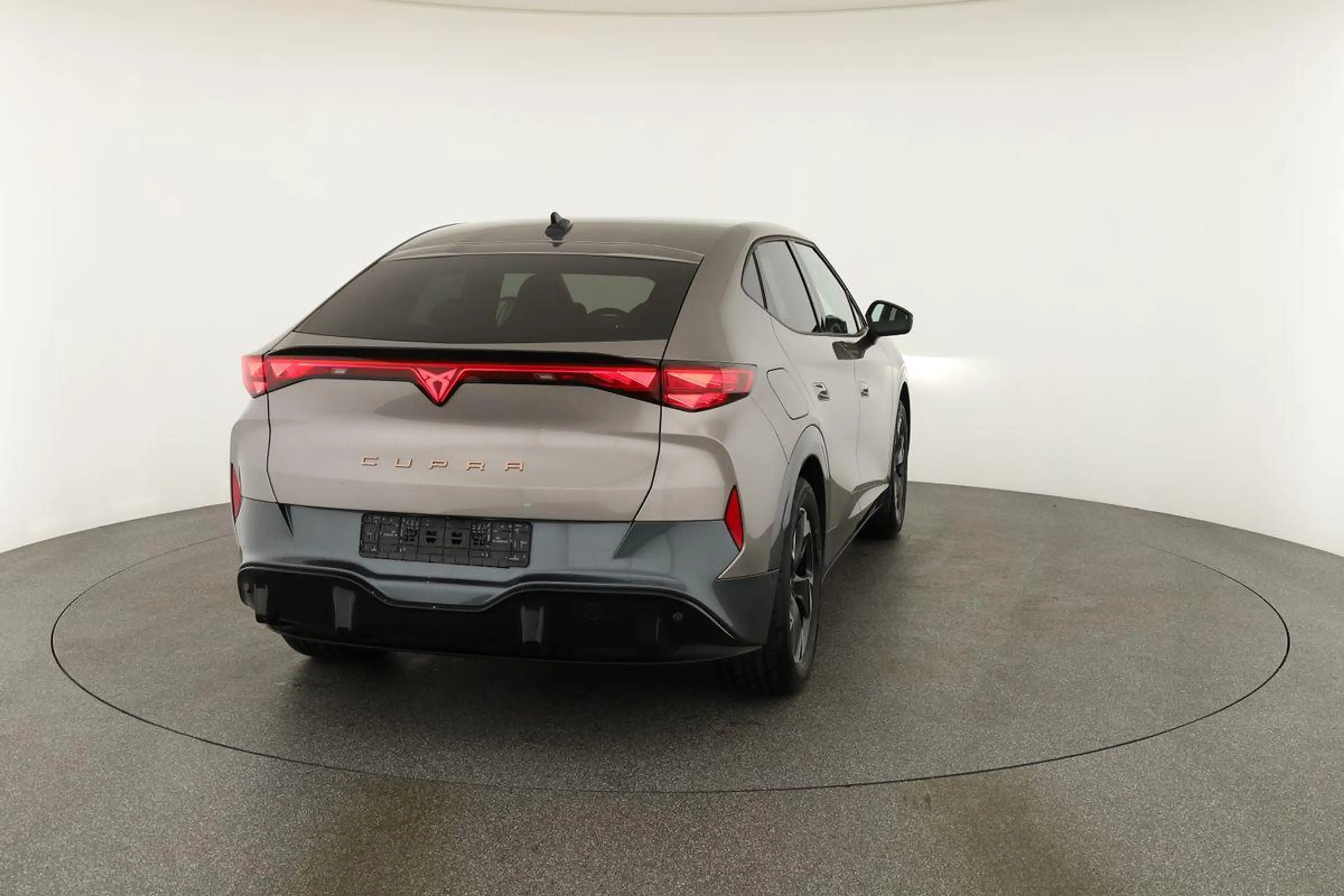 CUPRA Tavascan 210 kW Endurance, Navi, Wärmepumpe, Kamera, el. Kl — photo 17