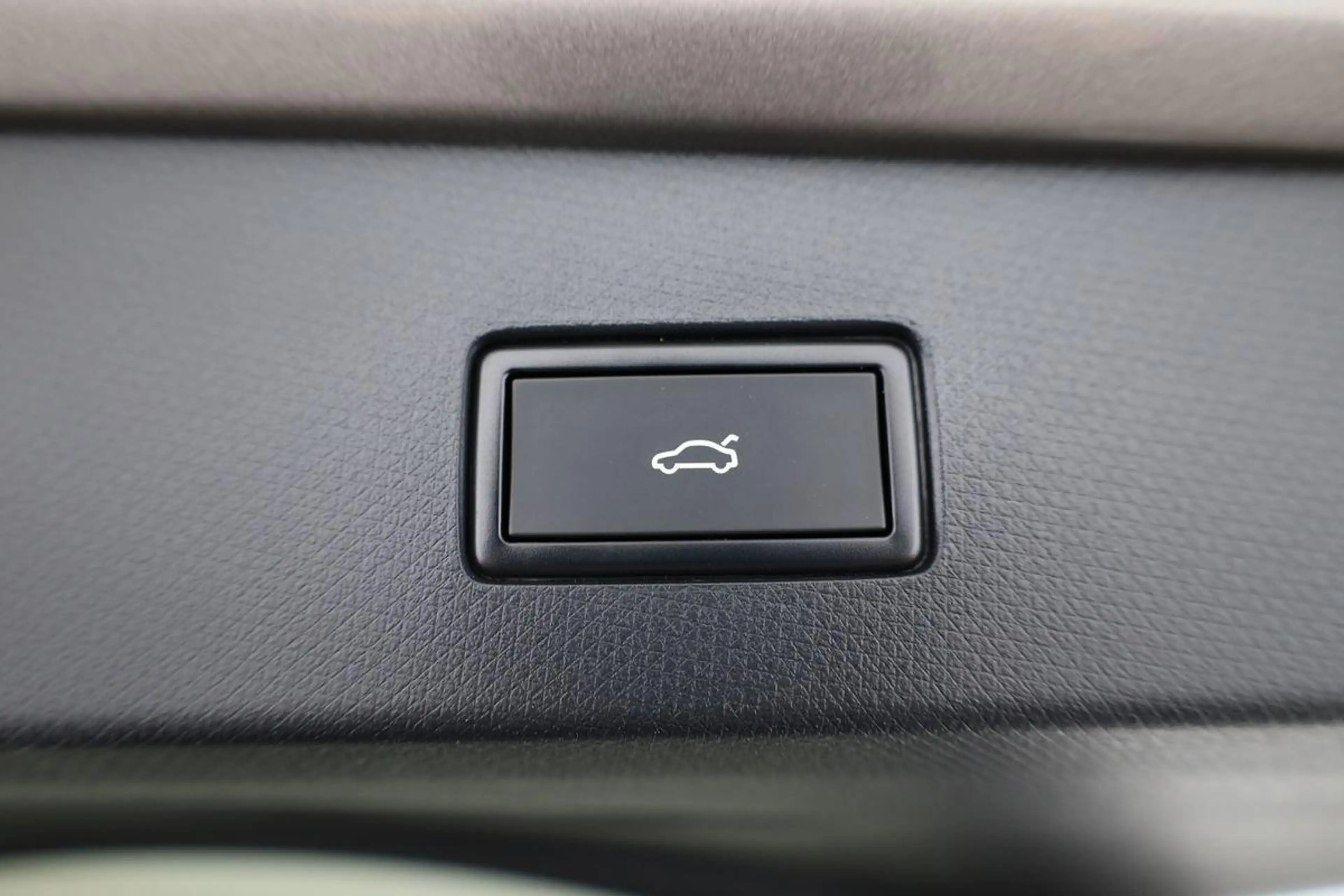 CUPRA Tavascan 210 kW Endurance, Navi, Wärmepumpe, Kamera, el. Kl — photo 14