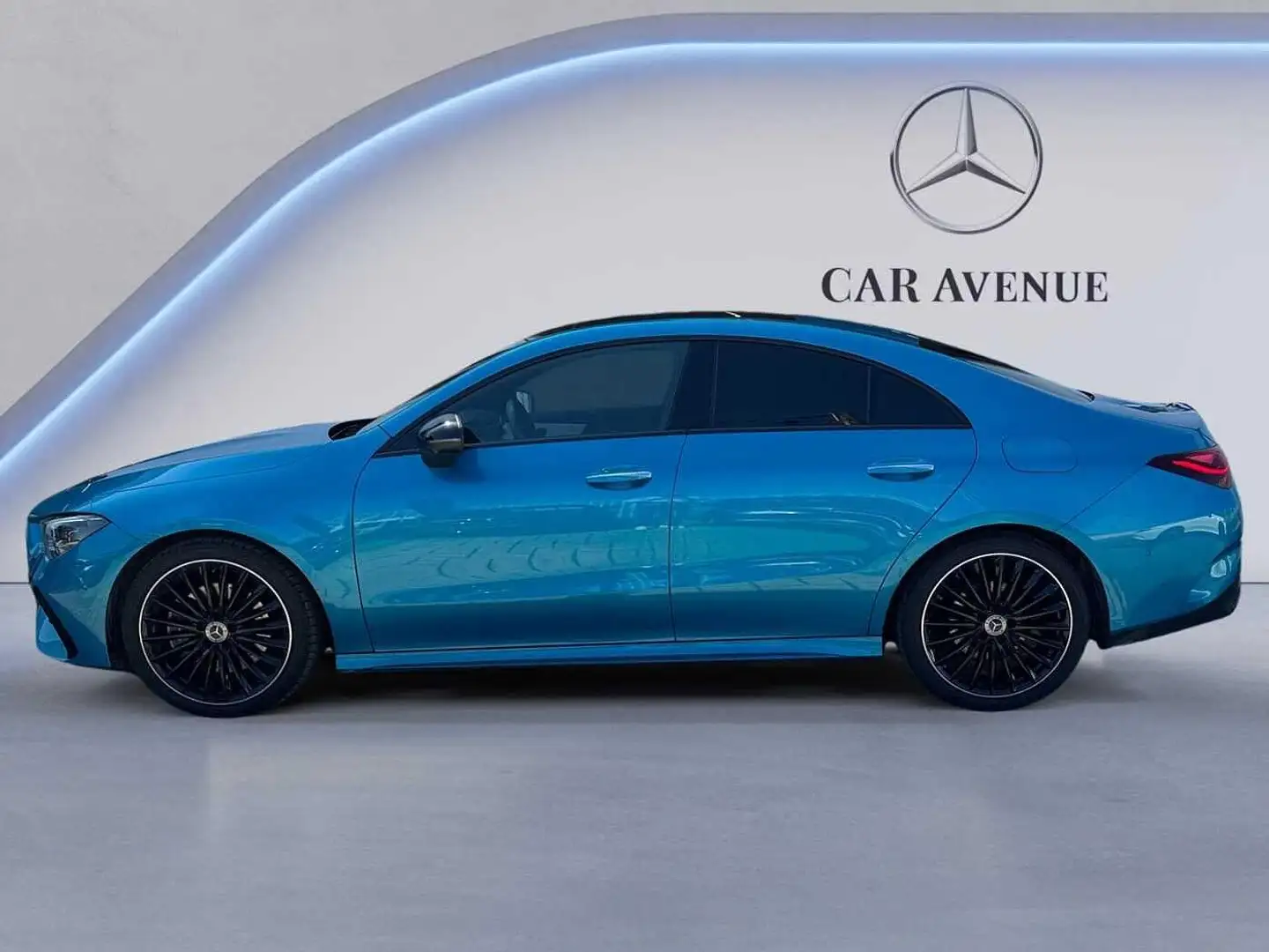 Mercedes-Benz CLA 200 d Coupé AMG Line Vert - 2