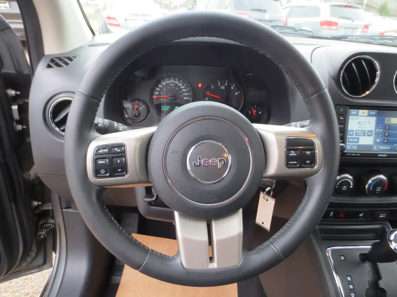 Jeep Compass photo Jeep Compass