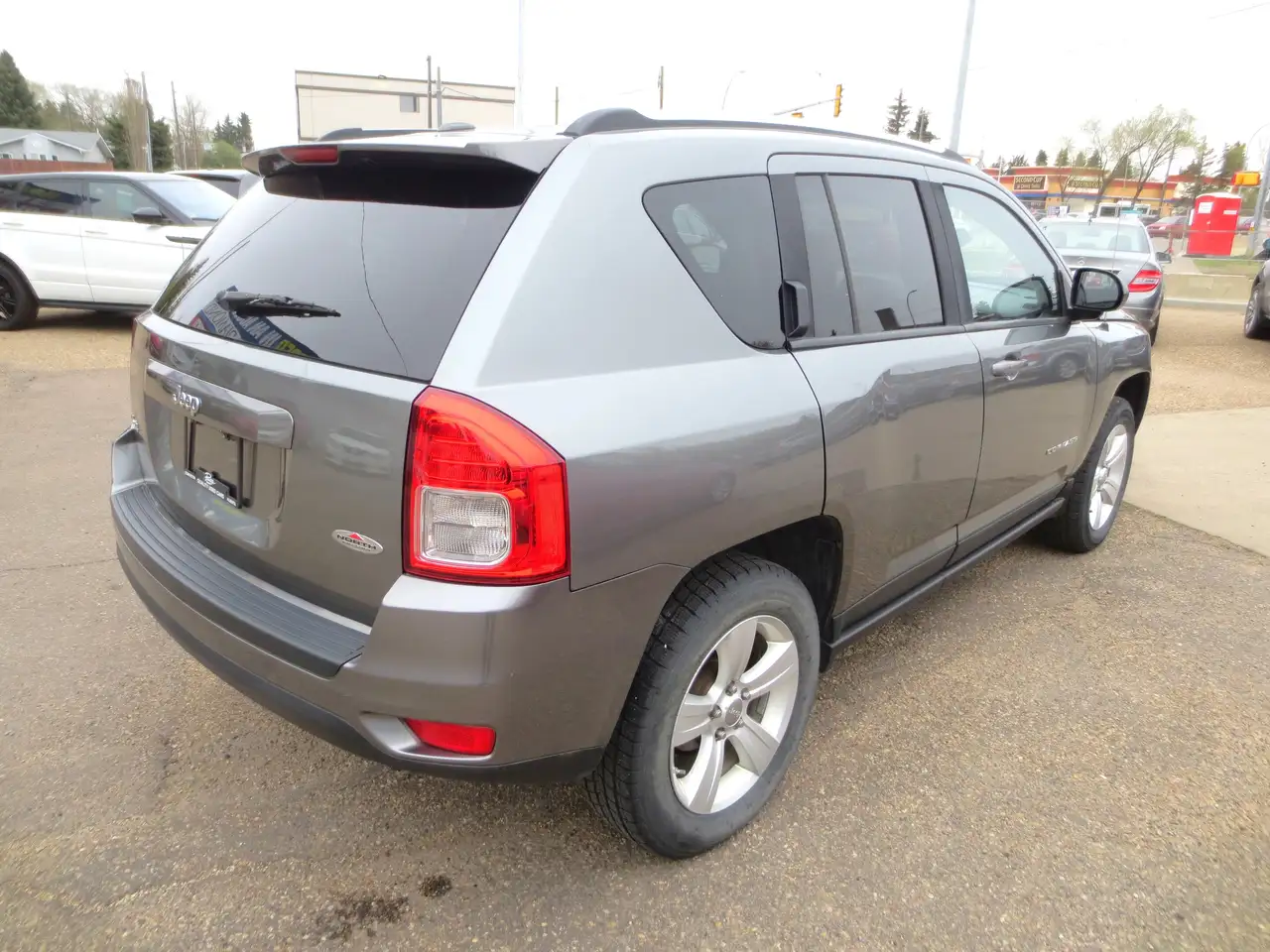 Jeep Compass photo Jeep Compass