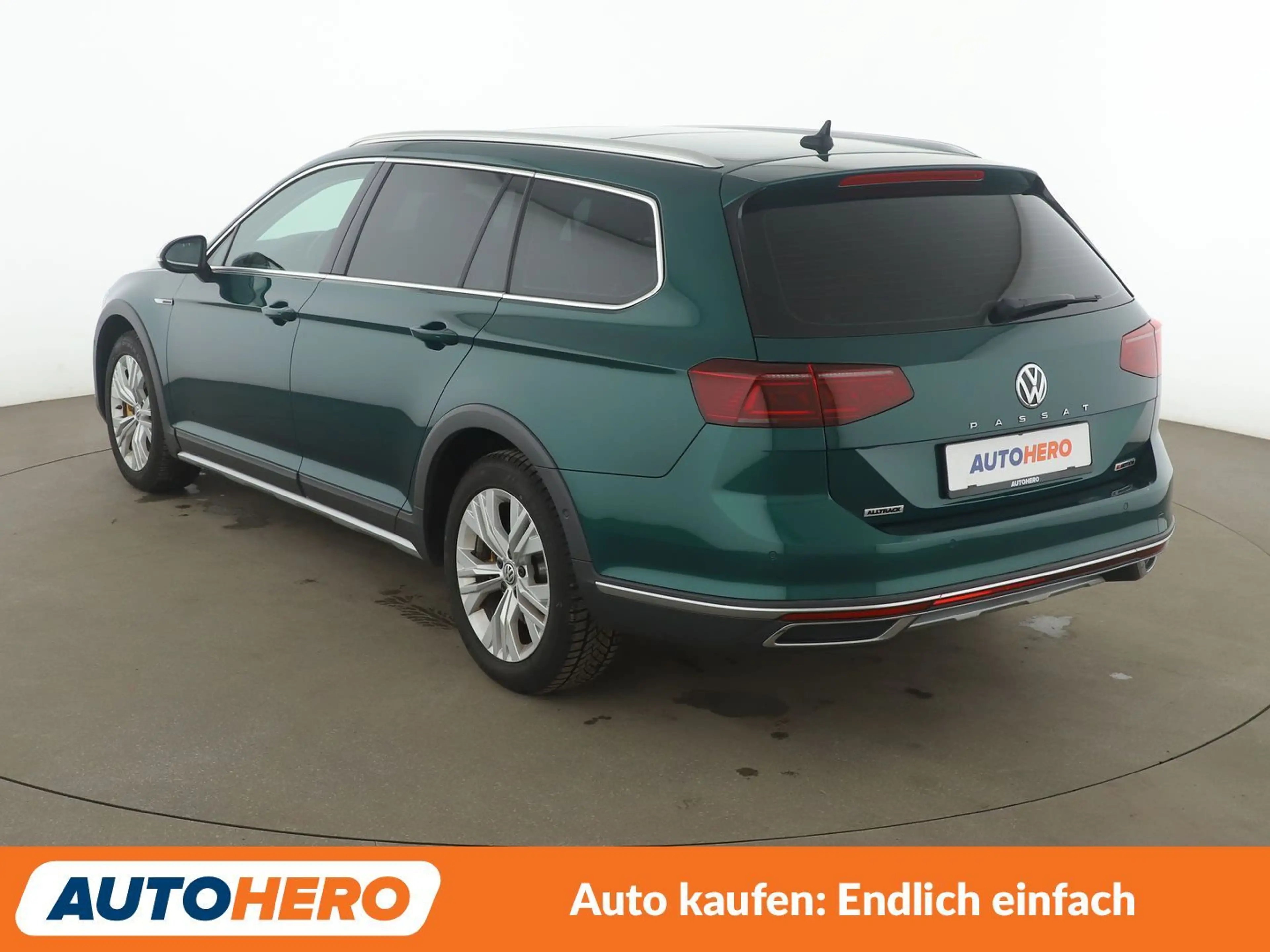 Volkswagen Passat Alltrack 2.0 TDI 4Motion Aut.*HEADUP*MATRIX*ACC*AHK*PANO* — photo 4