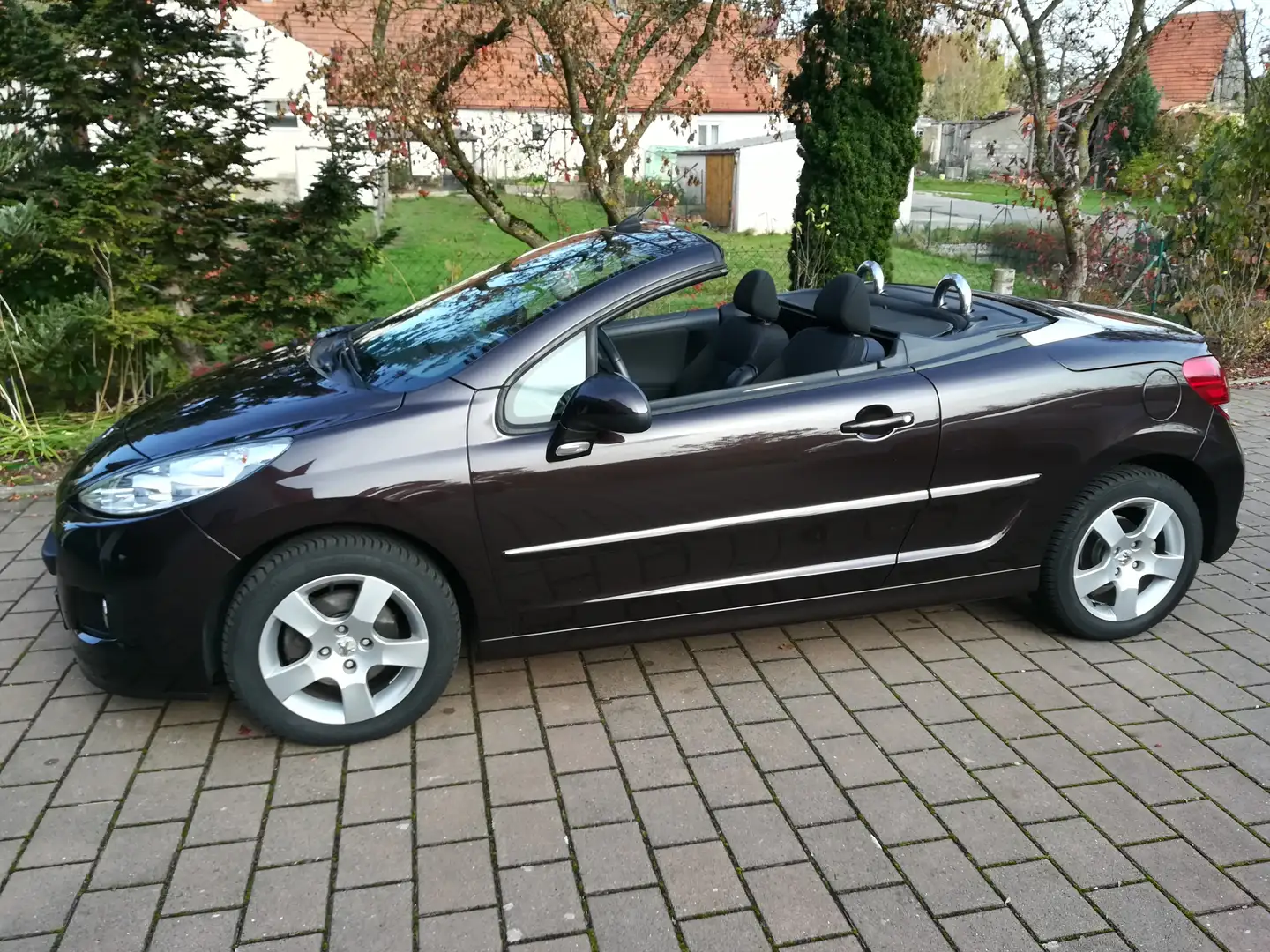 Peugeot 207 207 CC Braun - 1