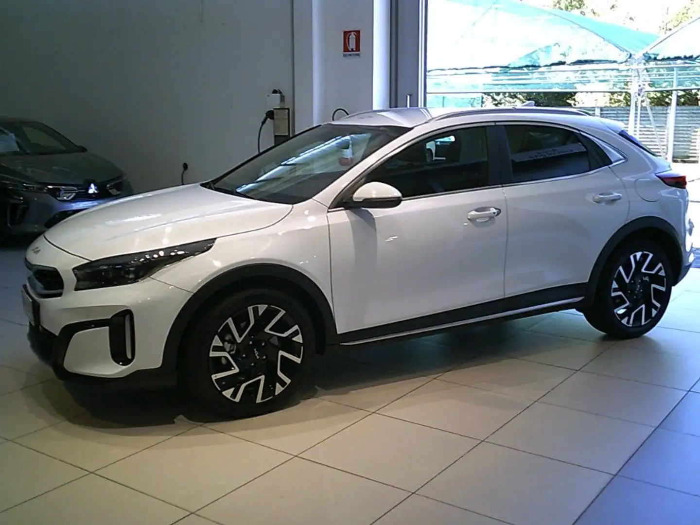 Kia XCeed 1.5 T-GDi 160 CV MHEV iMT Style Bianco - 2