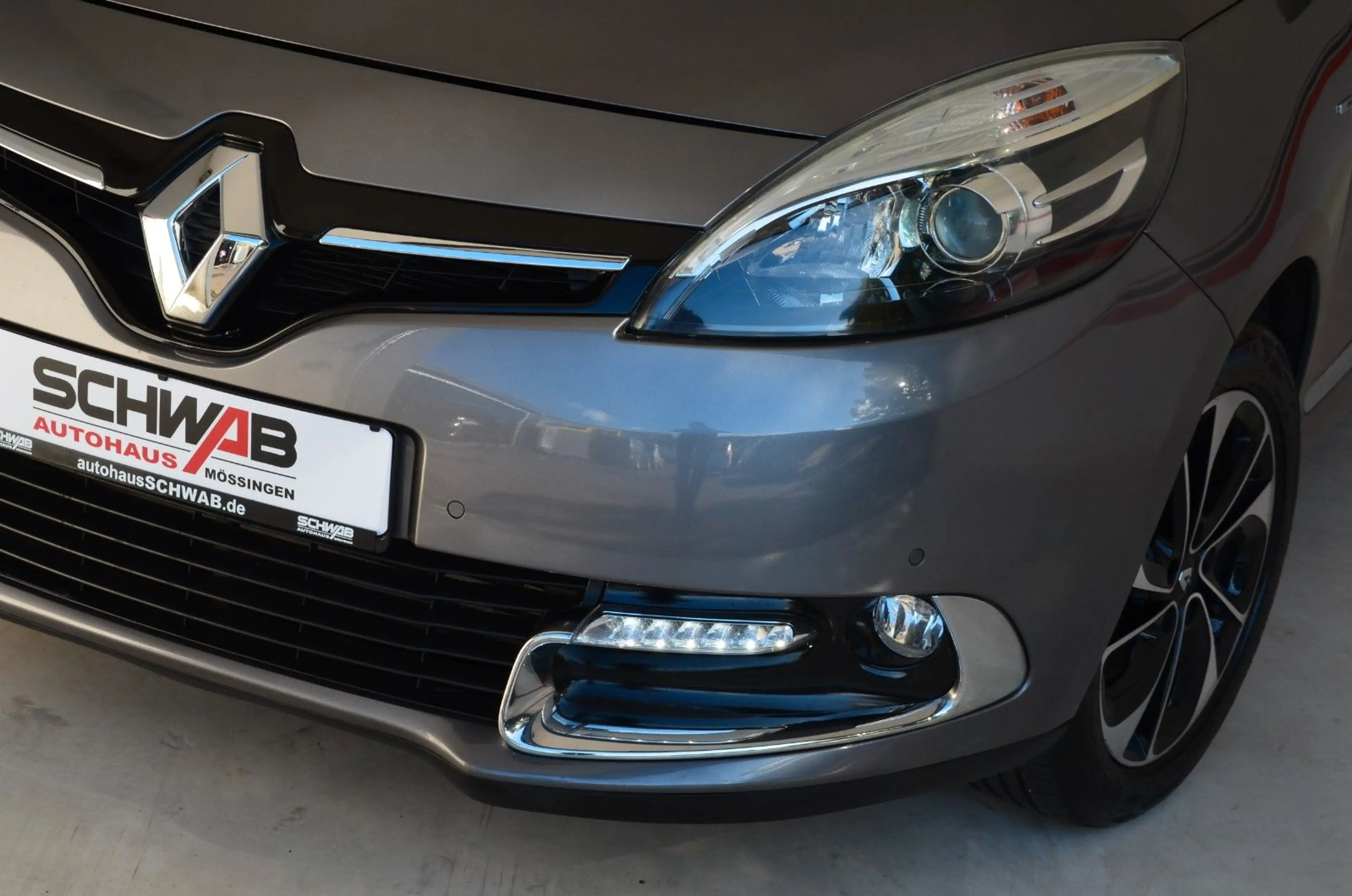 Renault Scenic III BOSE Edition |Navi|PDC+Kamera |17`Alu — photo 26