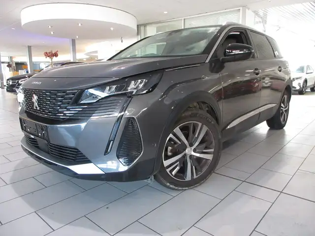 Peugeot 5008 Allure 1.2T LED/NAVI/AHK/R´CAM/BLIS