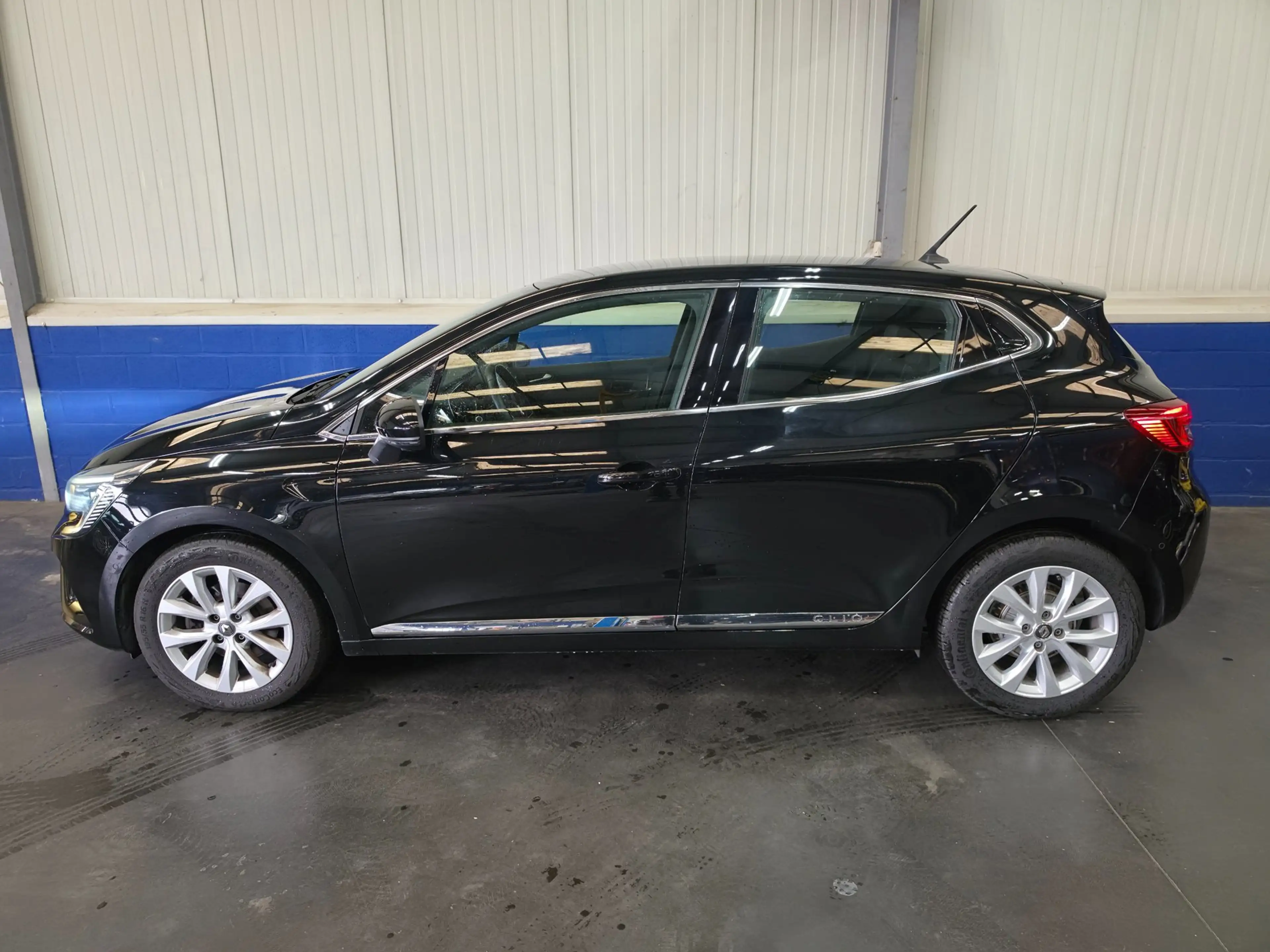 Renault Clio 1.3 TCe Intens — photo 2