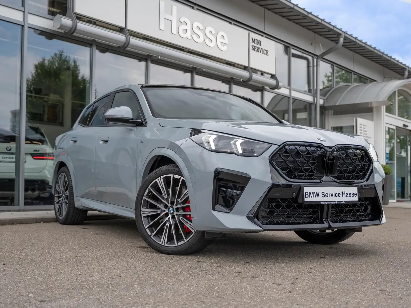 BMW X2 xDr 20d M-Sport Pro 20Z PANO AHK DrAss adaLED Grijs - 2