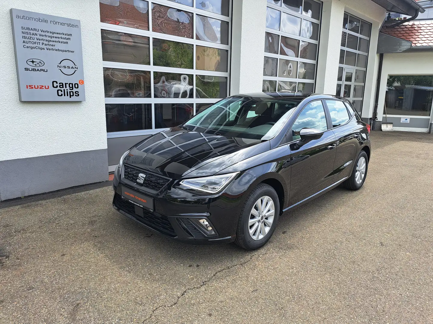 SEAT Ibiza Style Schwarz - 1