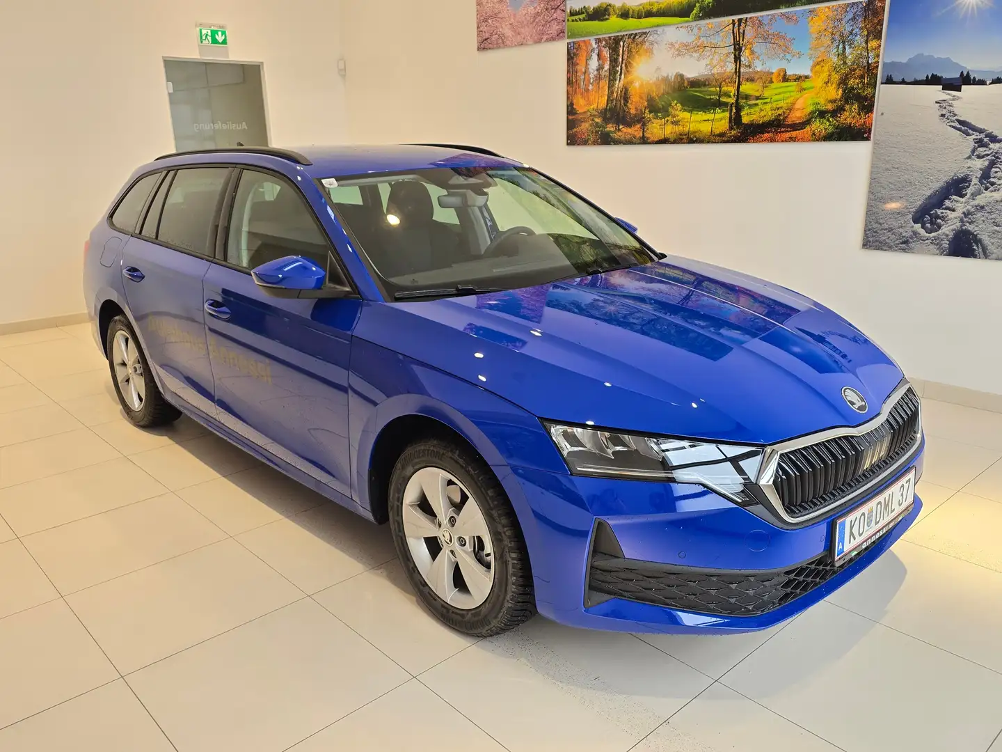 Skoda Octavia 1.5 TSI 85 kW Essence Blau - 2