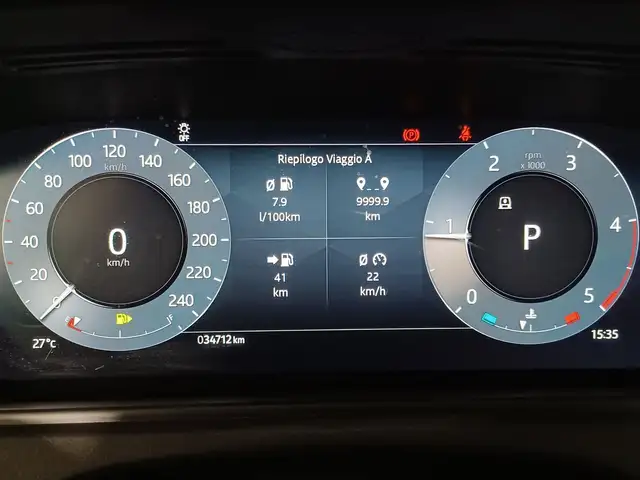 Land Rover Range Rover Velar view 14