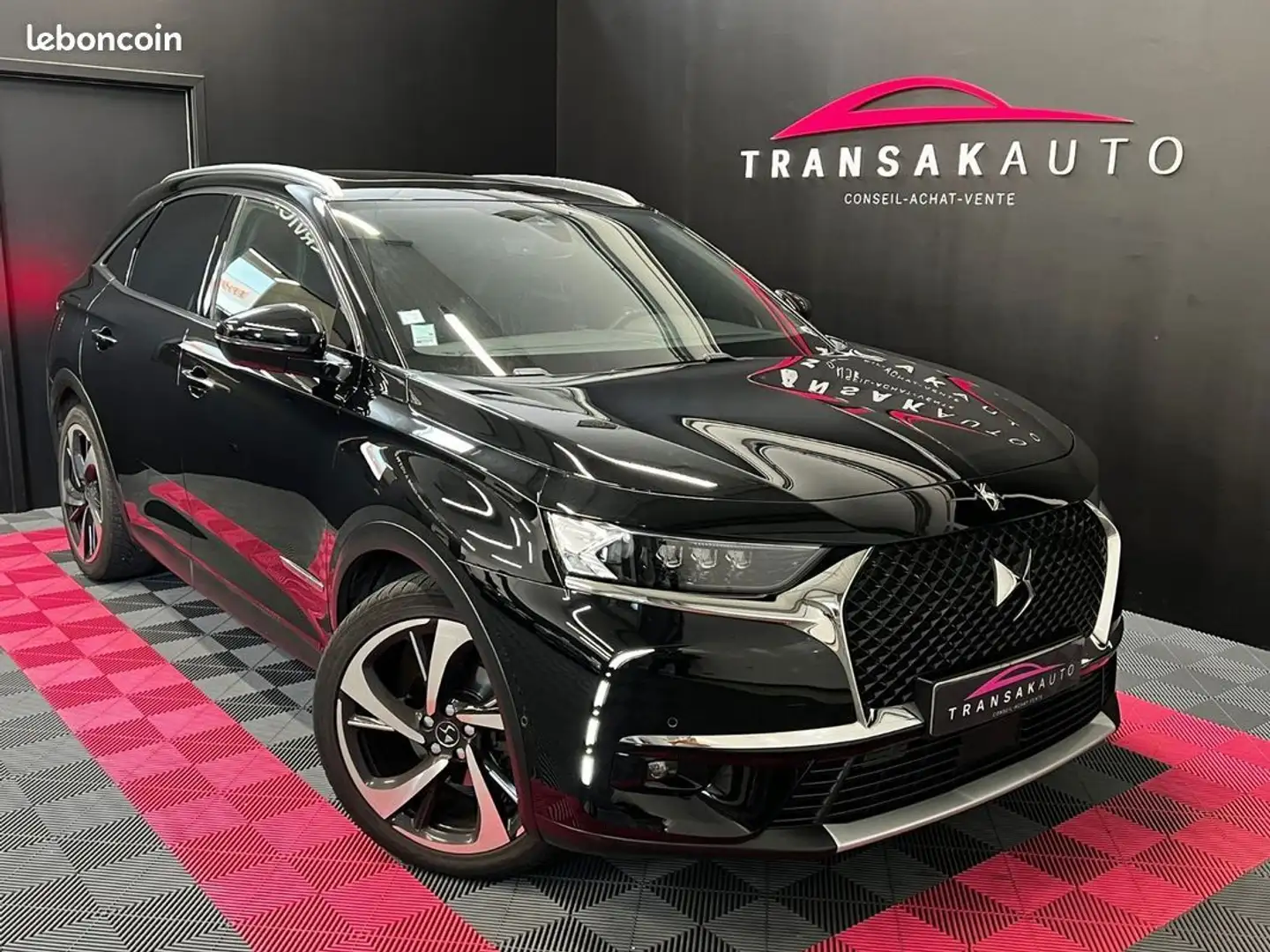 DS Automobiles DS 7 Crossback DS7 2.0 HDi 180ch EAT8 Grand Chic CARPLAY SIÈGES CHAUFFANTS Schwarz - 1