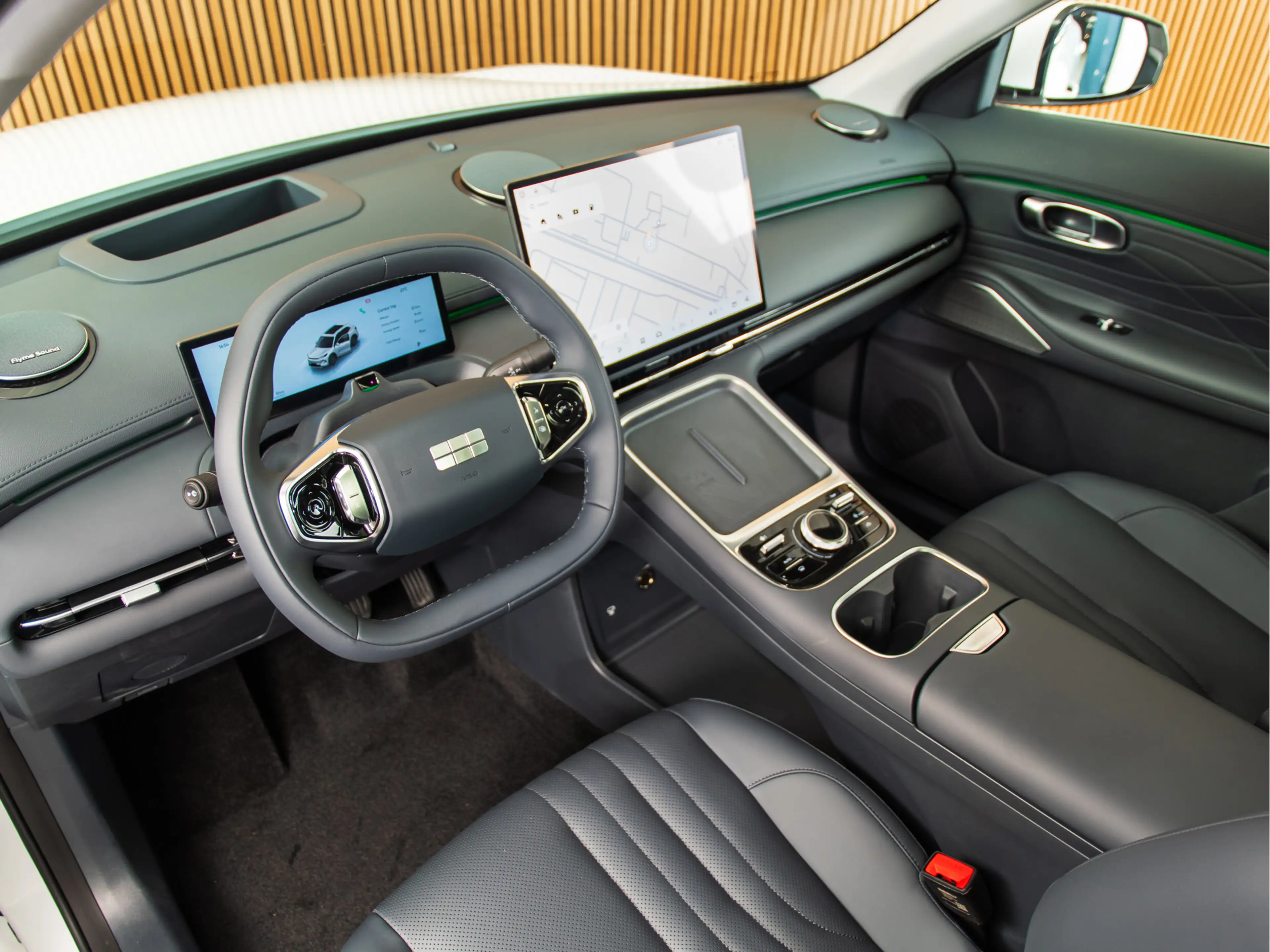 Geely Starray EM-i 1.5 Max+ PANO I 19 INCH I HUD | MEMORY | MASSAGE — photo 13