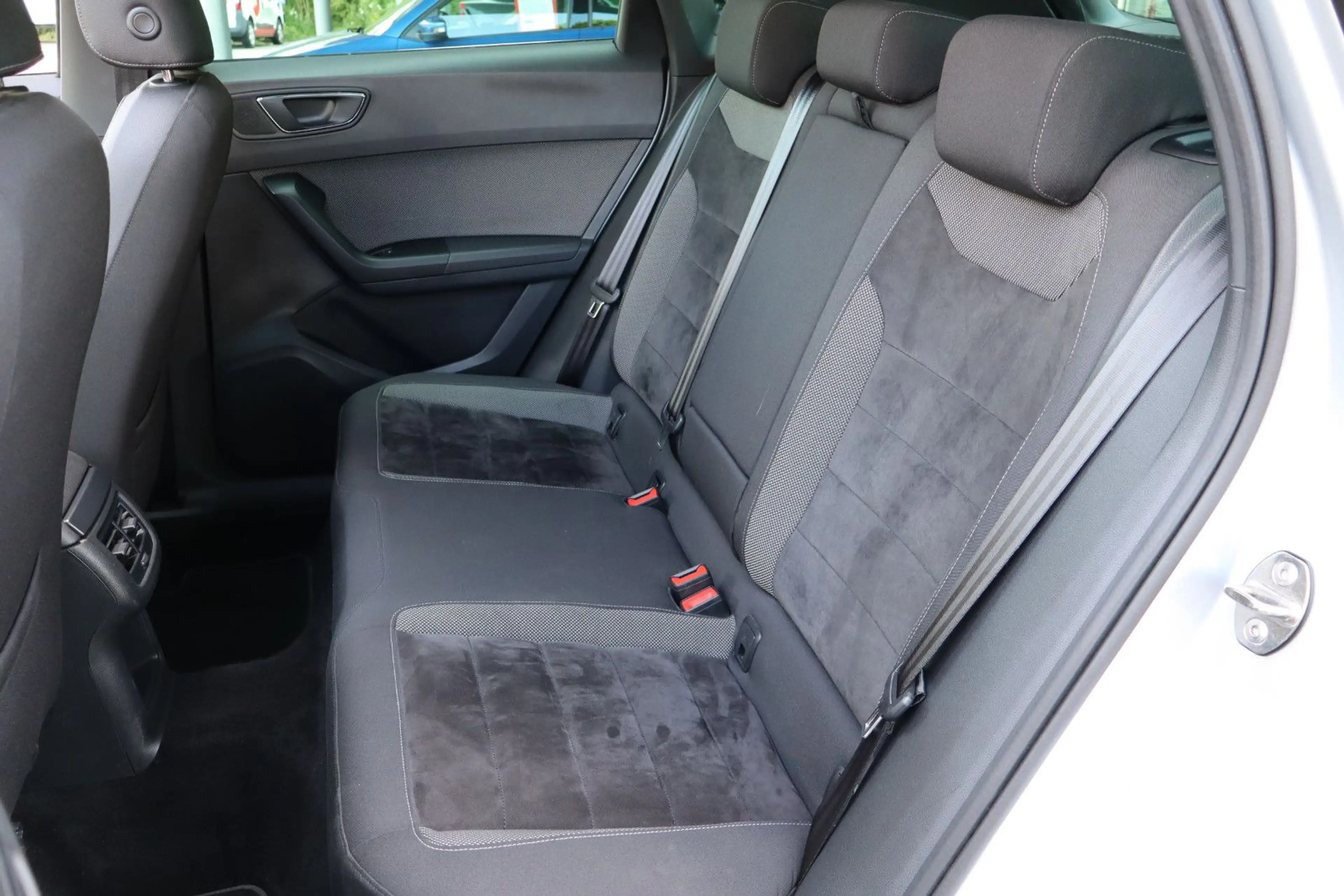SEAT Ateca 1.4 EcoTSI Xcellence DSG ! LED+Standhzg. ! — photo 10