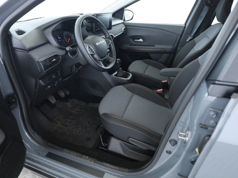Dacia Jogger EXTREME+ TCe110 Extreme+ 7-SITZER+NAVI+LED+KAMERA — photo 12
