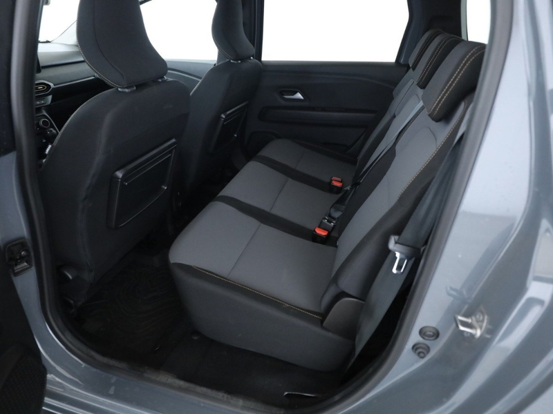 Dacia Jogger EXTREME+ TCe110 Extreme+ 7-SITZER+NAVI+LED+KAMERA — photo 19