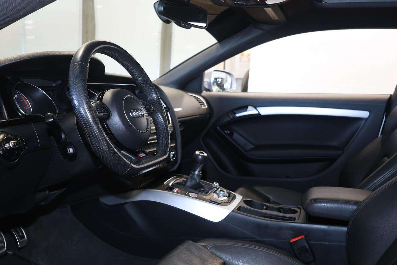 2015 Audi A5 Progressiv - 6SPD MANUAL|SUNROOF|NAVI|CAMERA thumb 7