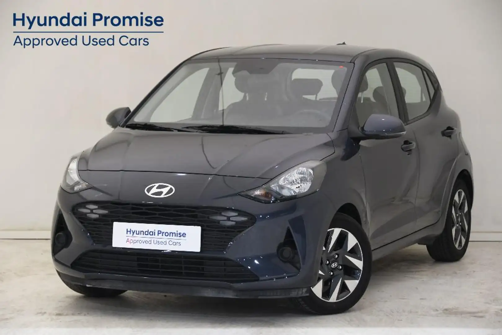 Hyundai i10 BERLINA CON PORTON 1.0 KLASS 67 5P - 1