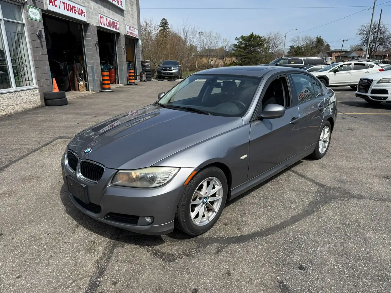 BMW 3 Series снимка BMW 3 Series
