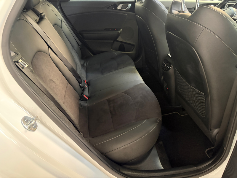 Kia ProCeed / pro_cee'd 1.5 T-GDi GT-Line Panoramadak — photo 8