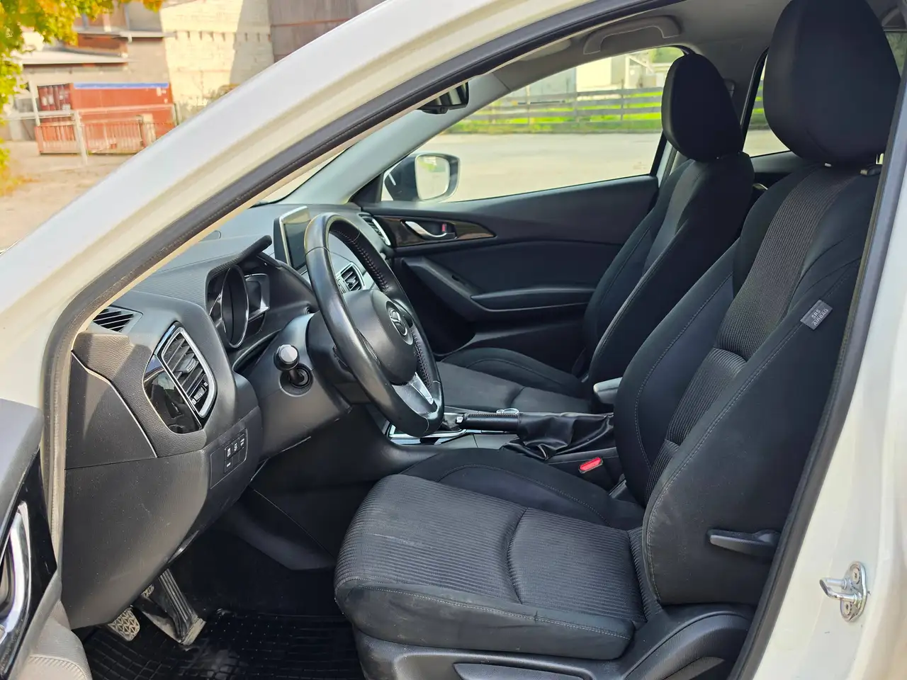 Mazda 3 Center-Line – Bild 10
