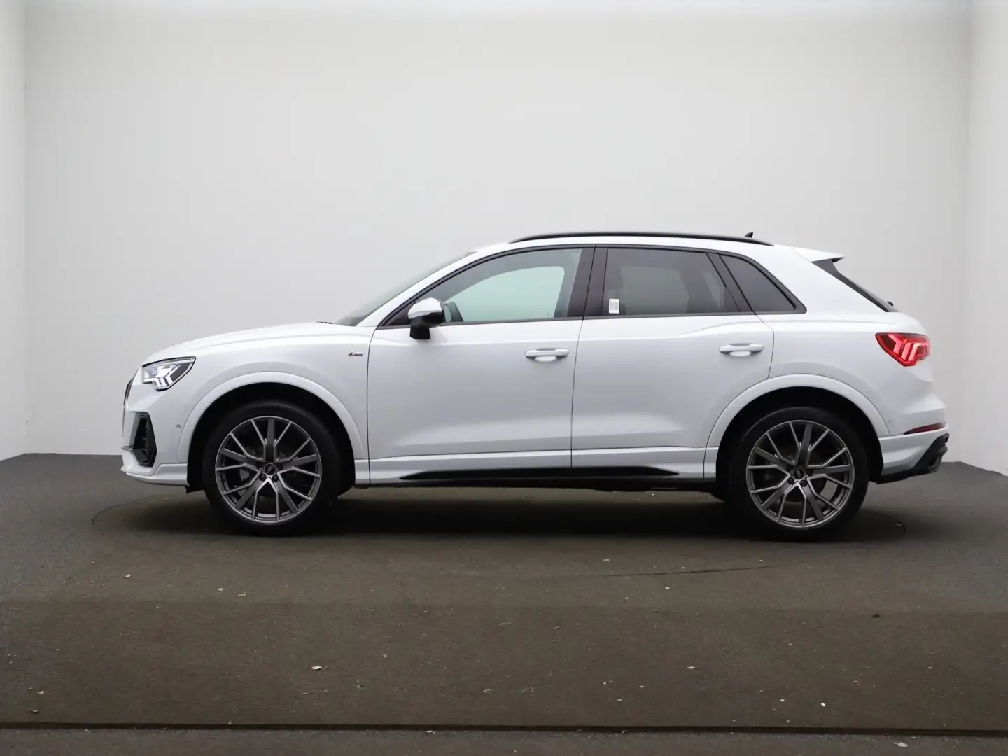 Audi Q3 35 TFSI S line S tronic Kamera Navi LED ACC Weiß - 2