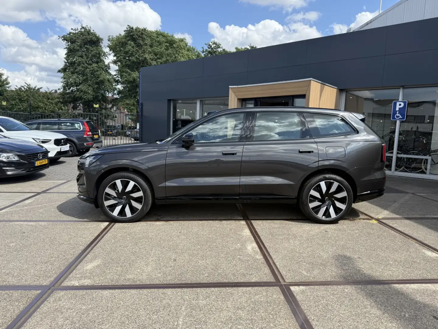 Volvo EX90 EX90 Twin Motor AWD Ultra | Massagefunctie | Pilot Gris - 2