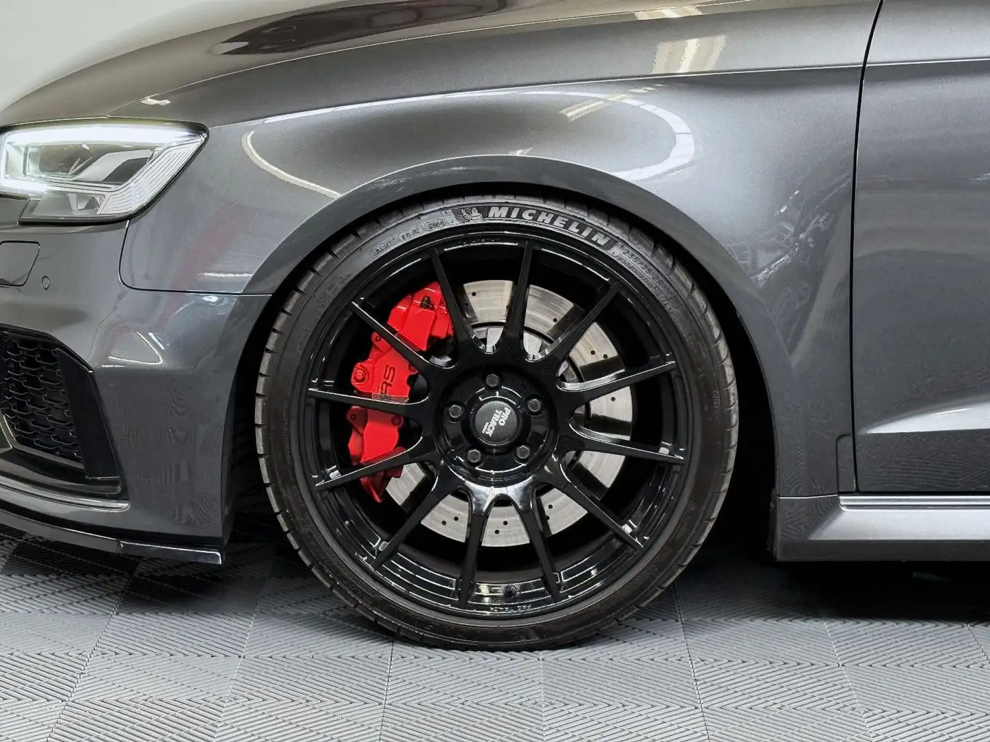 Audi RS3 2.5 TFSI*500 PS*Carbon Lenkrad*KW*Eventuri* Grau - 2