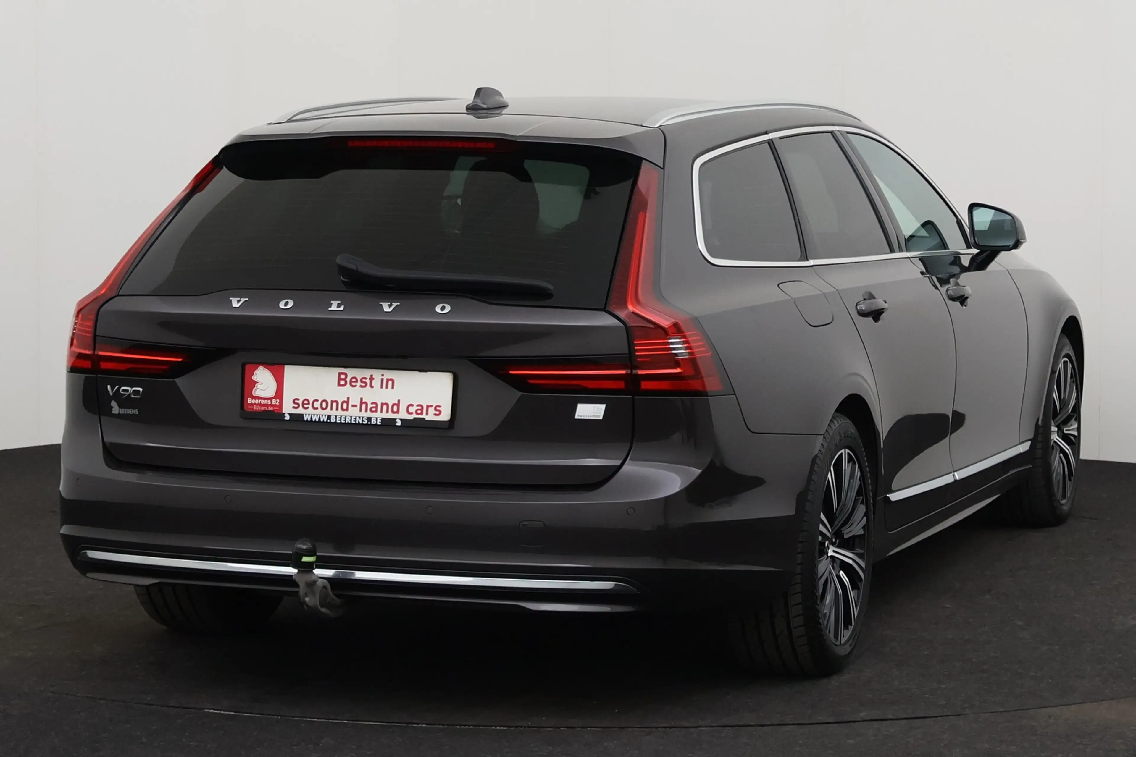 Volvo V90 2.0 T6 PHEV GEARTRONIC INSCRIPTION + GPS + CAMERA — photo 3