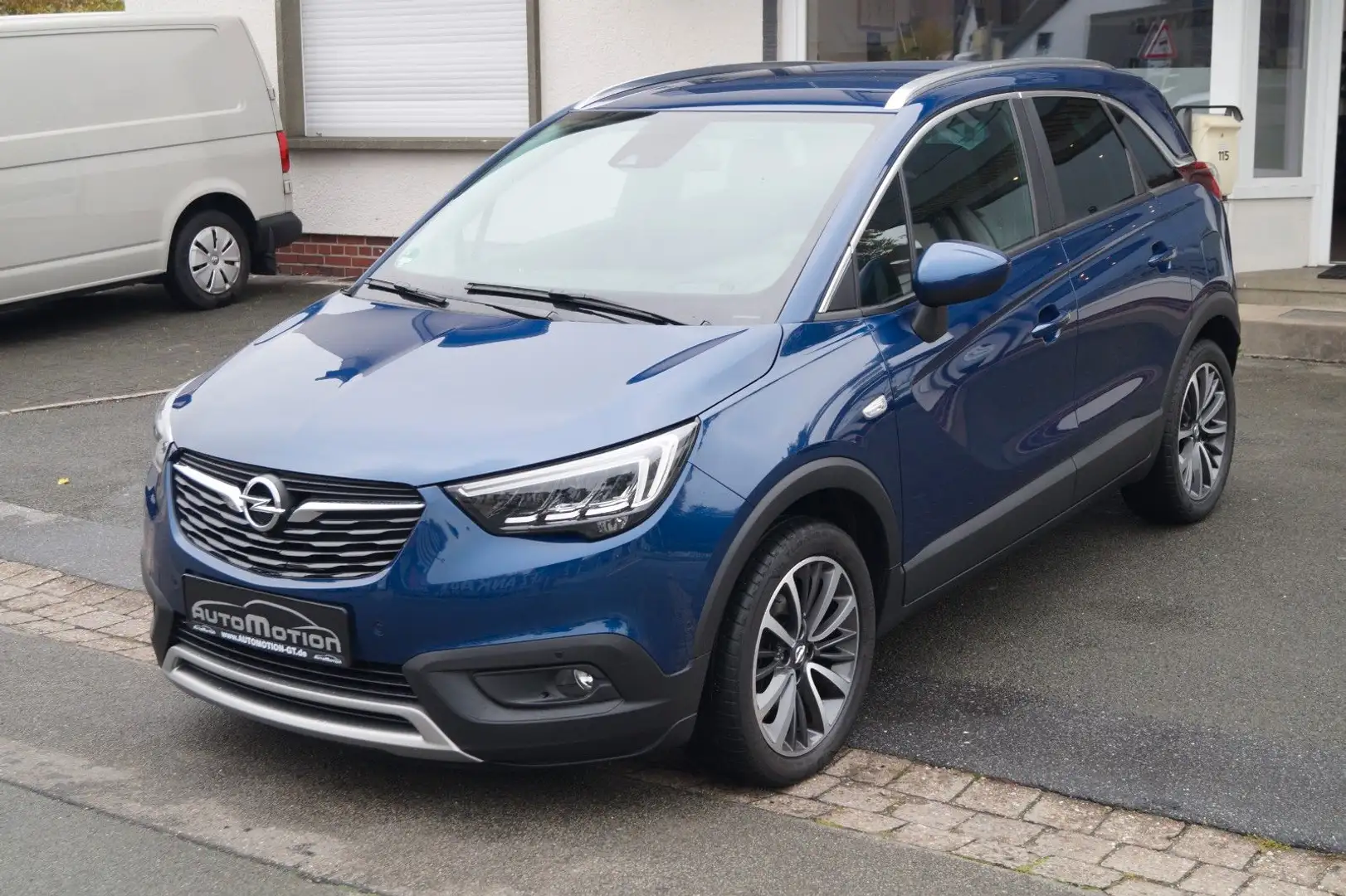 Opel Crossland X Ultimate*LED*T.Leder*Navi*HUD*RFK* Blau - 1