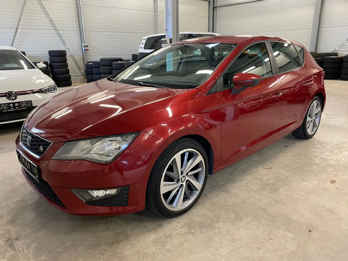 SEAT Leon FR Klimaautomatik Tempom SEAT Media-System Rot - 1