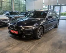 Bmw 530 d xDrive Touring*M Sport*PANO*HUD*SOFT*MERINO