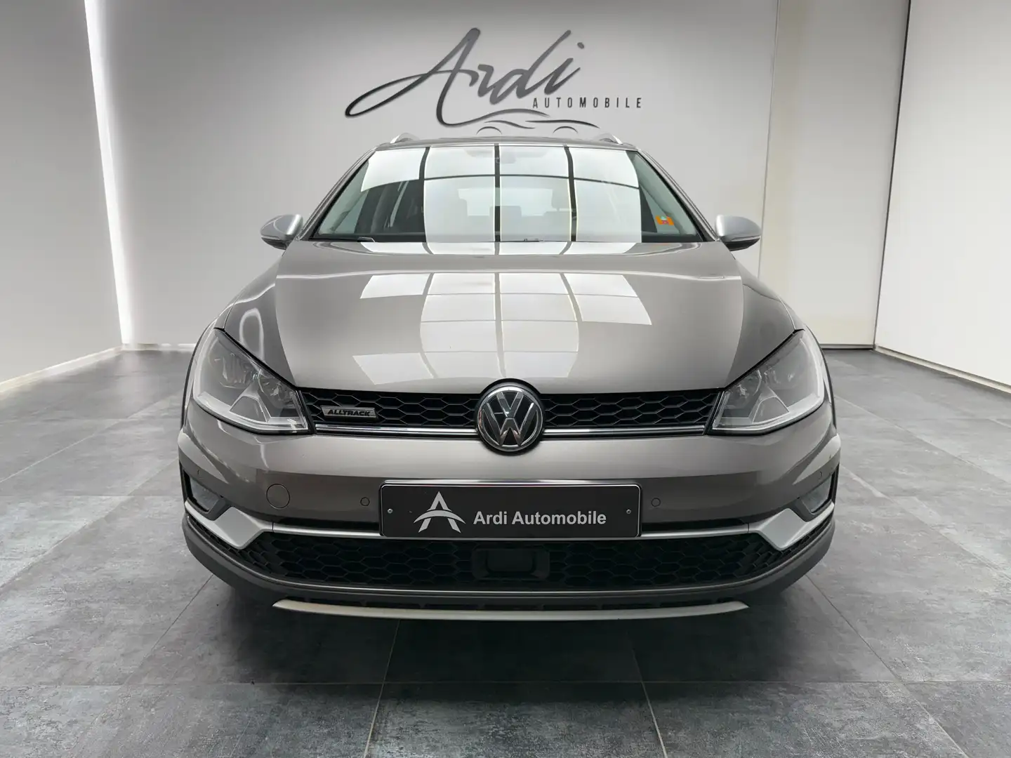 Volkswagen Golf Alltrack 2.0TDi 4Motion *GPS*1ER PROP*GARANTIE* Gris - 2