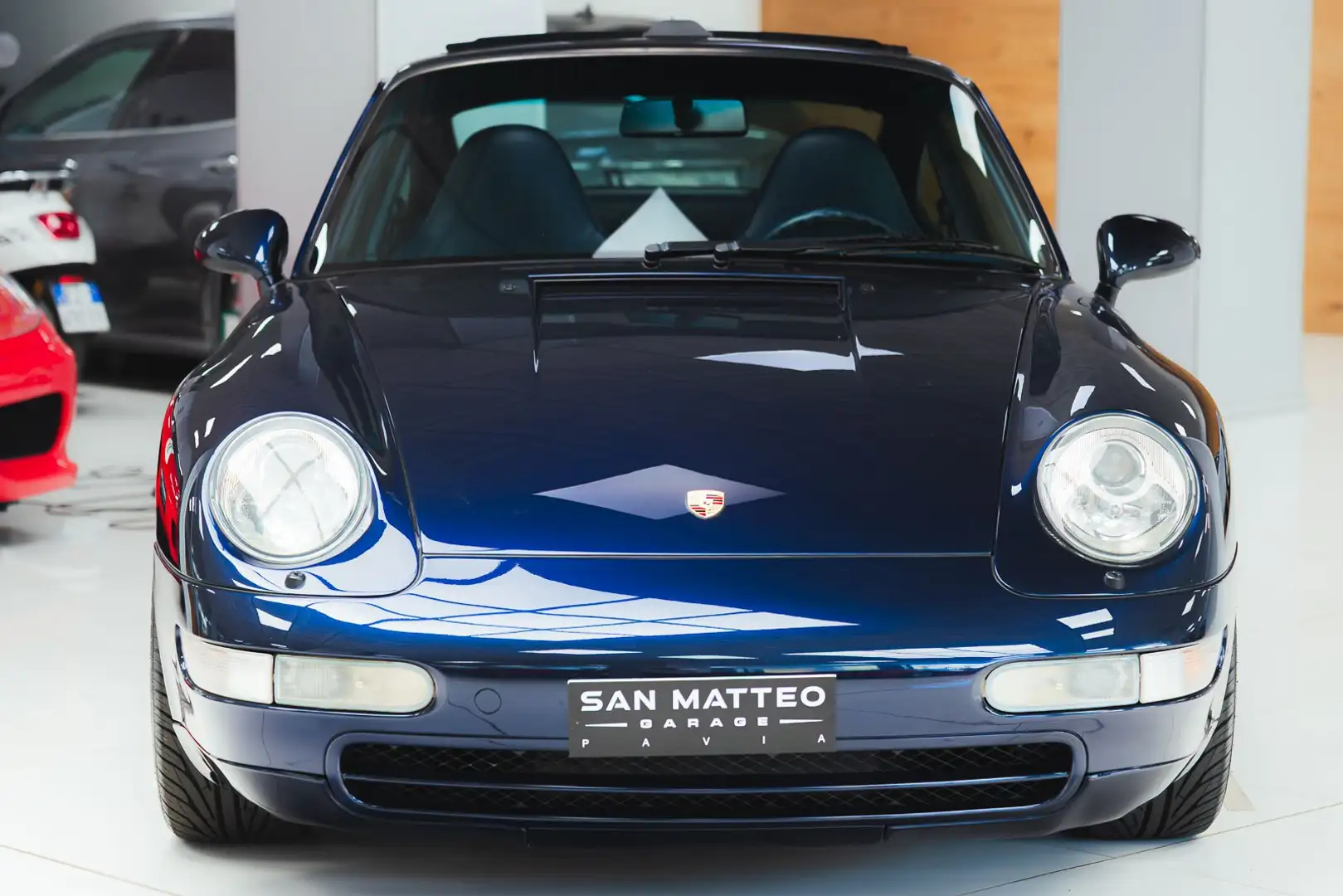 Porsche 993 PORSCHE 911 993 CARRERA 4 - 2