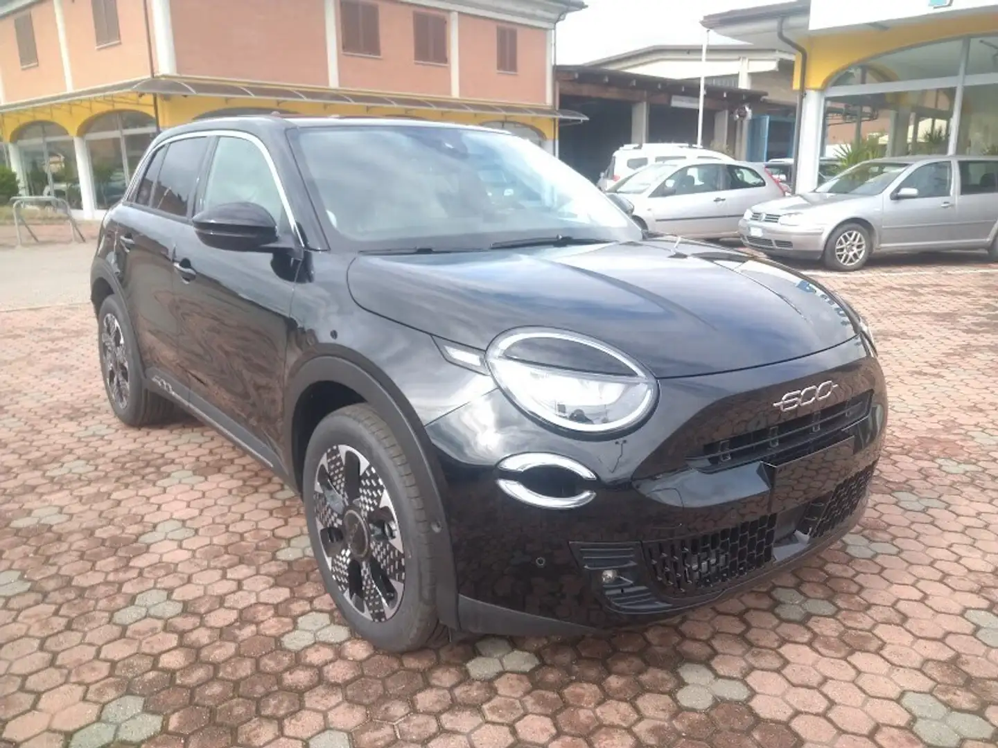 Fiat 600 1.2 Hybrid 136CV DCT MHEV La Prima * SENZA VINCOLO Nero - 1