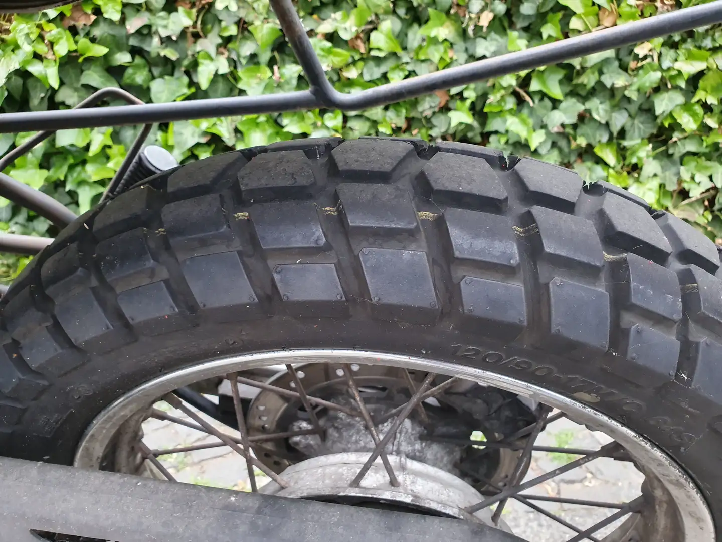 Suzuki DR 650 Blanc - 2