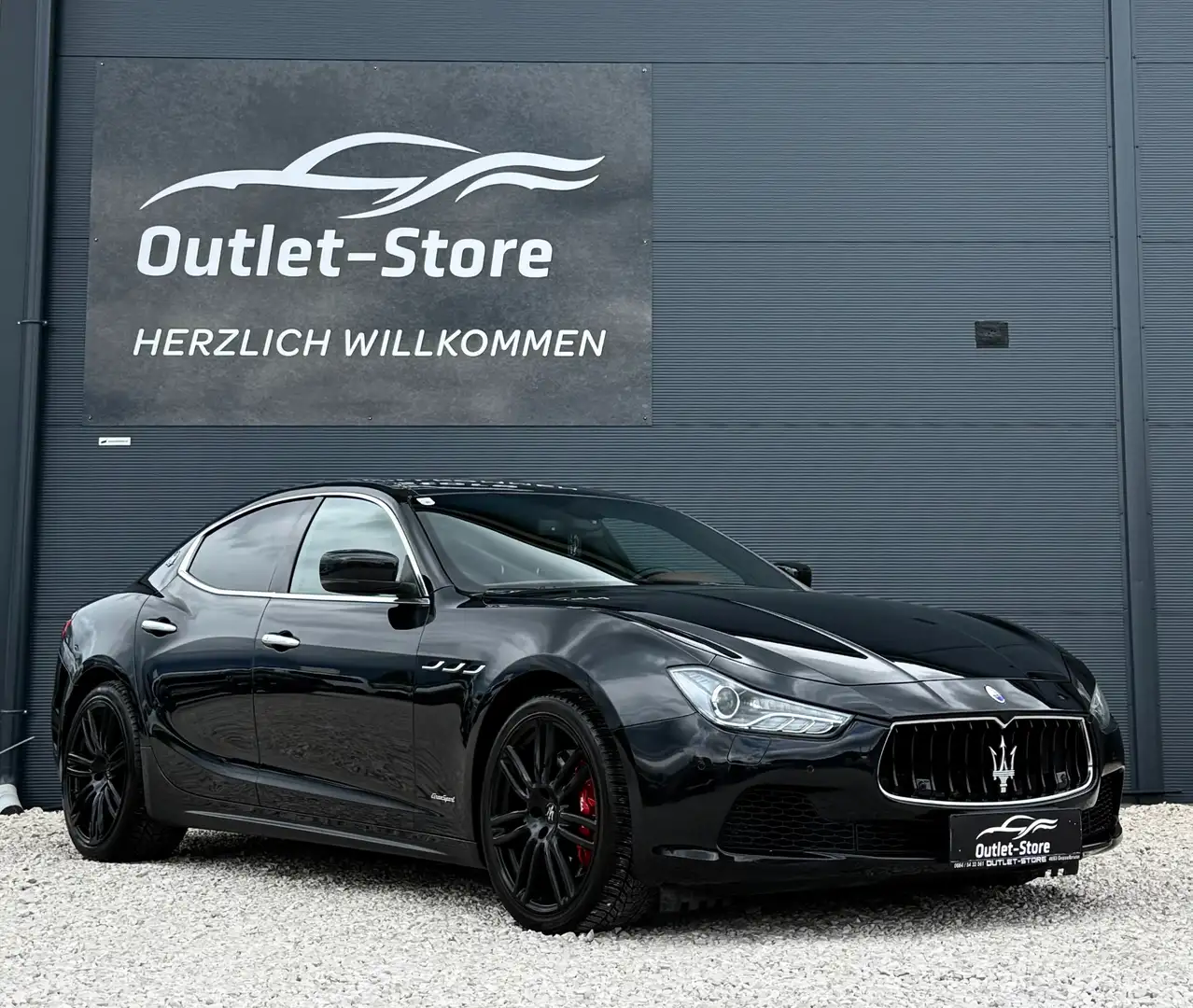 Maserati Ghibli SQ4*2.Besitz*SportAGA*R-Kamera*Garantie*20'' Schwarz - 1