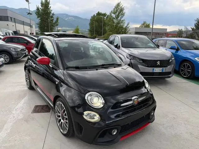 Abarth 595 595 145CV -TETTO APRIBILE- INTERNI IN PELLE-DETTAGLI ROSSI