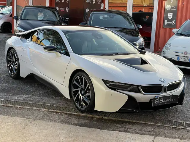 BMW i8 Coupe 1.5 ( 16 mila km ) -unipro-rate-garanzia-